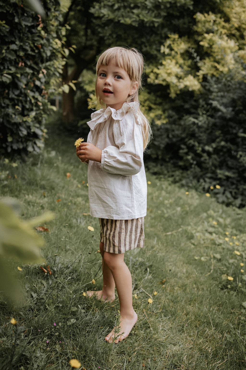 Annie & Charles – wholesale T-shirt – Kids – Annie & Charles® LISA linen blouse with collar6