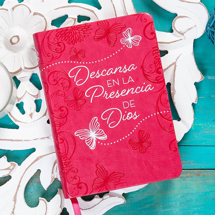 BroadStreet Publishing Group, LLC - Wholesale Religion - Descansa en La Presencia De Dios (Spanish Devotional)