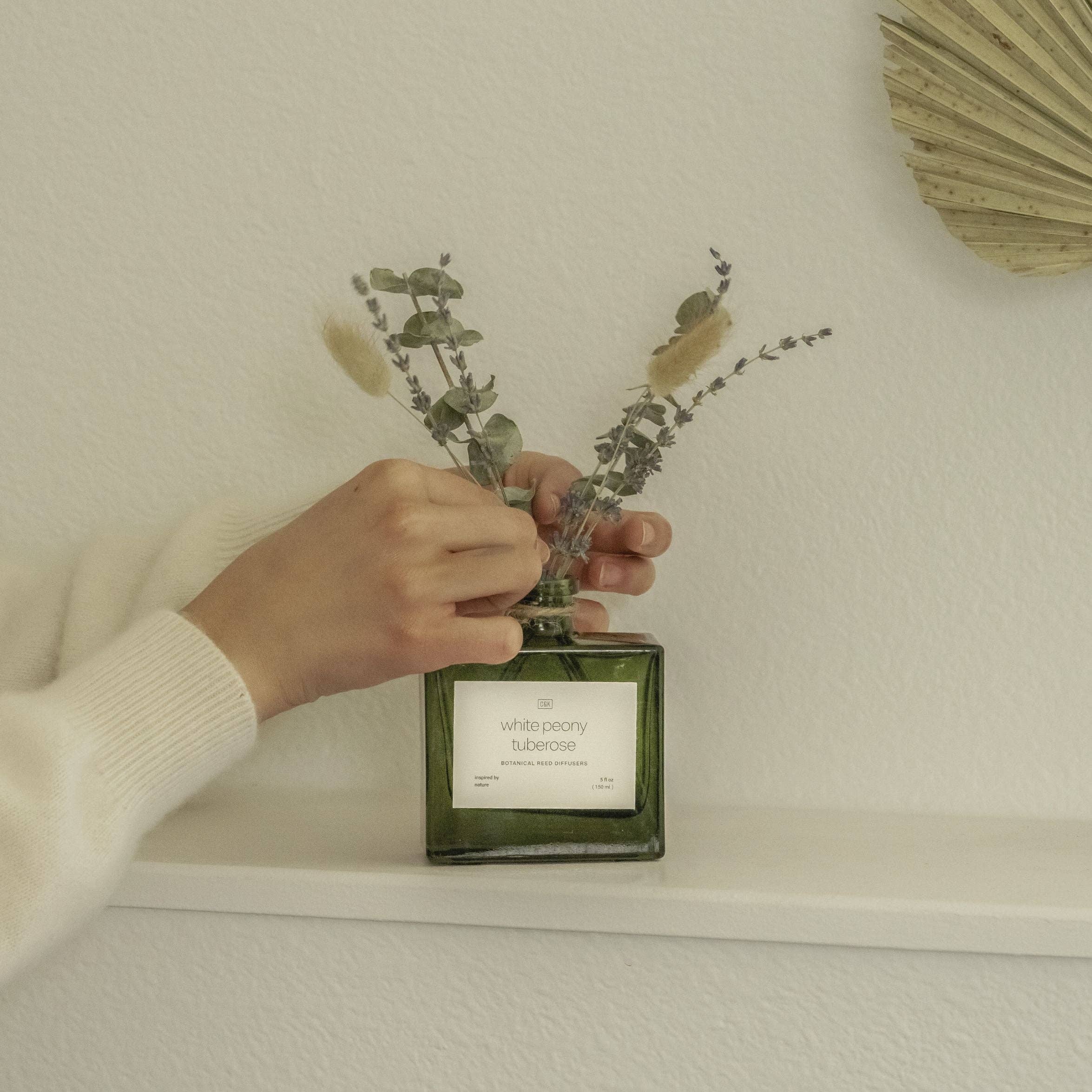 Craft & Kin - Wholesale Reed Diffuser - Green Glass Reed Diffuser with Flowers13