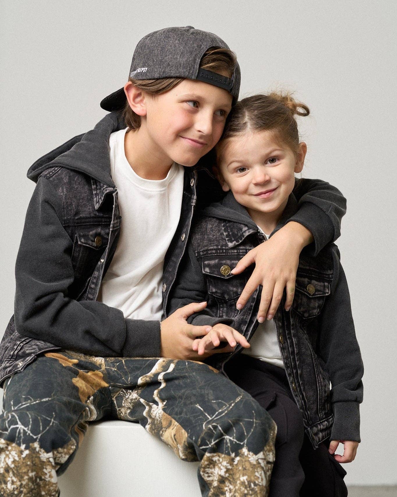 Little Bipsy - Wholesale Denim Jacket - Kids - Washed Hooded Denim Jacket - Black3