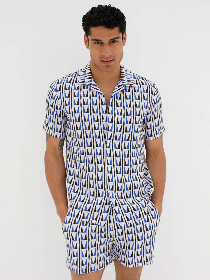 ”SPARTA”/Skjorta & shorts för wholesale av Tomy K.