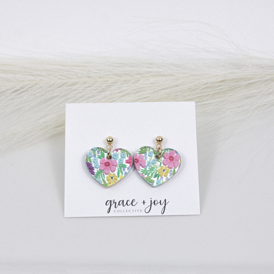 Grace + Joy Collective - Wholesale Hangende/ronde oorbellen - Bloemvormige Hart Hanger Oorbellen, Acryl Oorbellen Bloem3