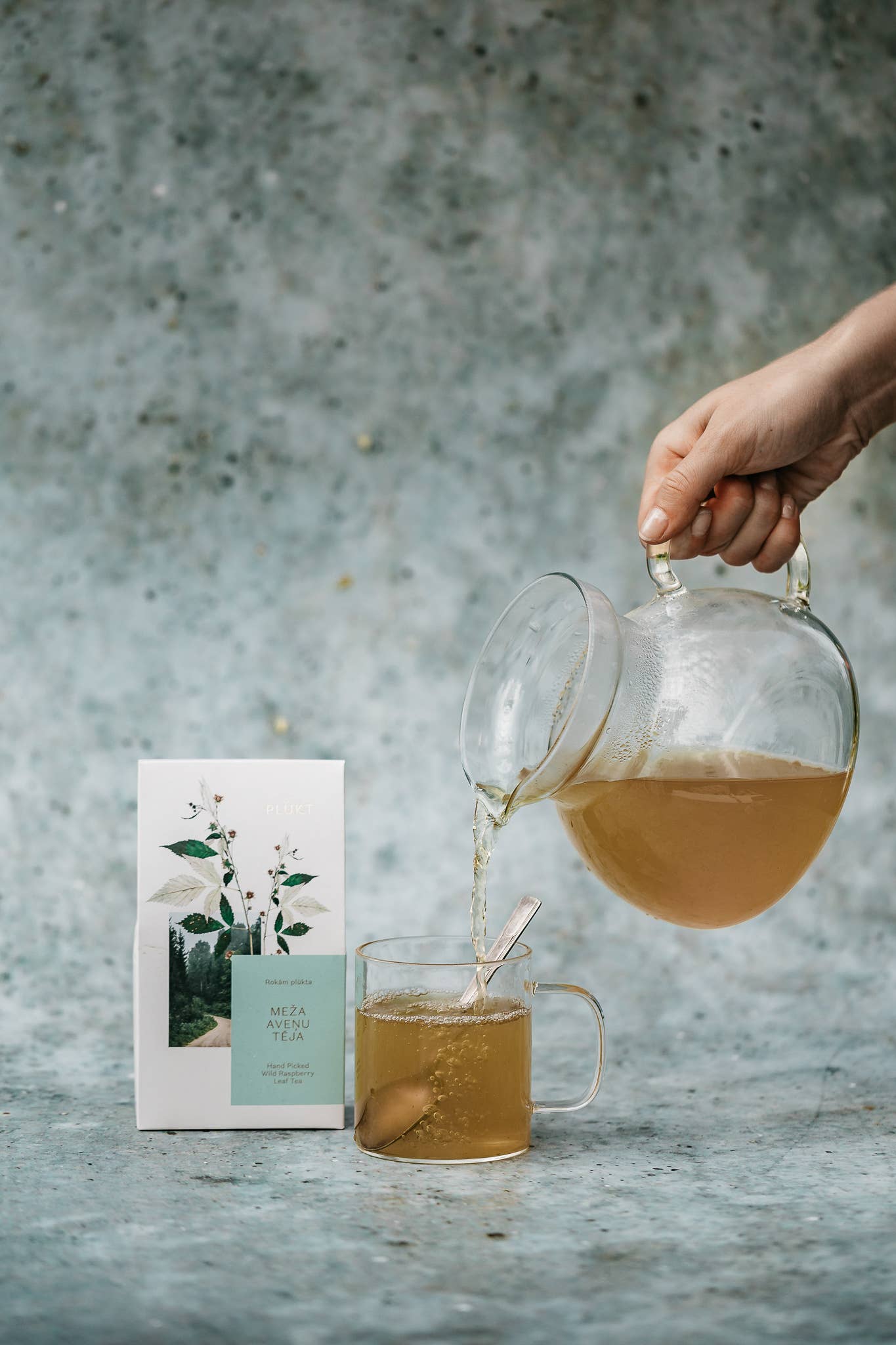 Plūkt - Vente Thé en vrac - Thé aux feuilles de framboisier sauvage bio en vrac - saveur de Noël3