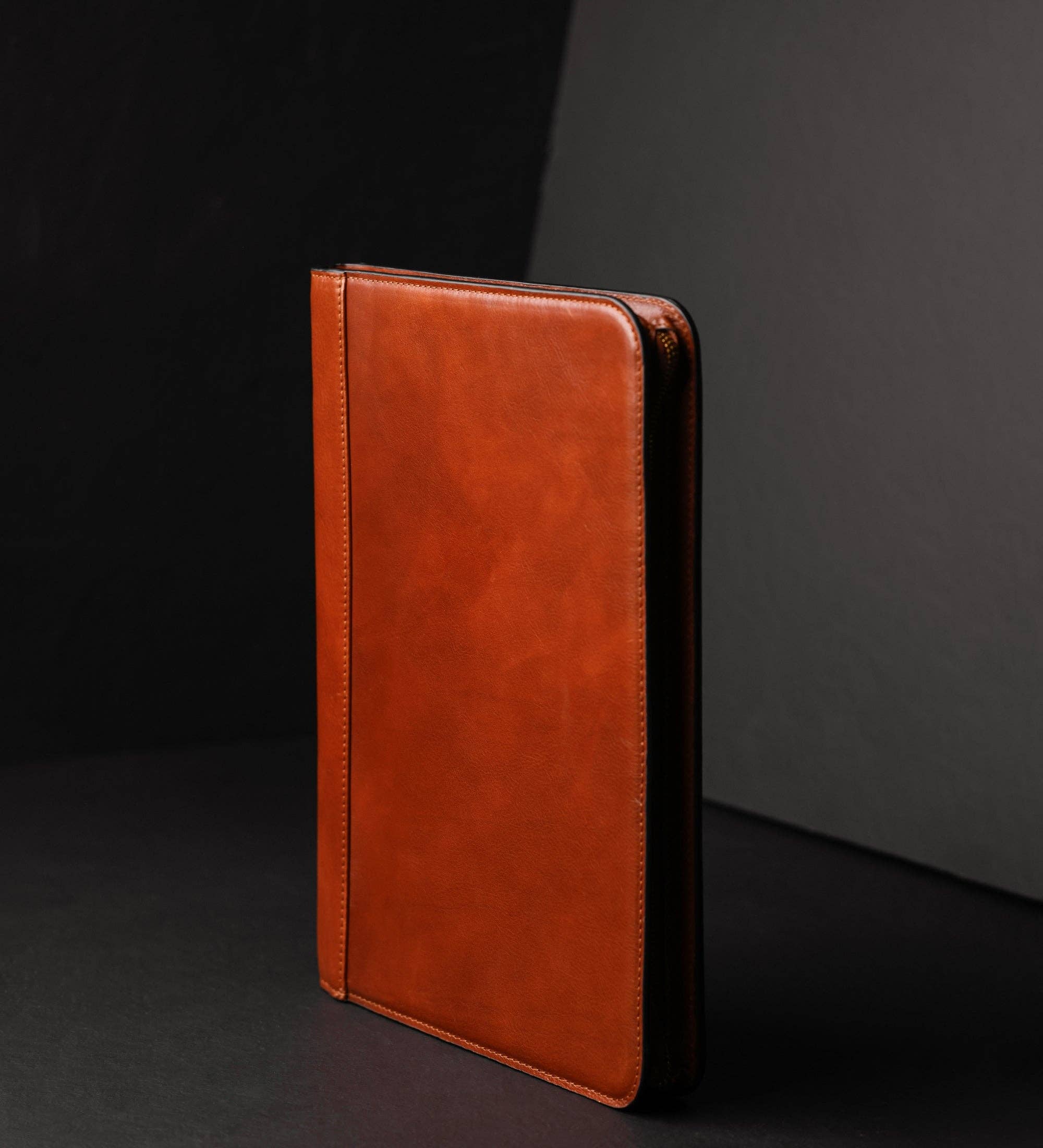 Time Resistance – wholesale Mappar – Lädermapp för A4-dokument - Candide4