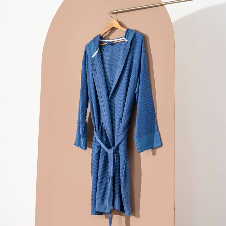 Kikoya – Großhandel Bademantel – Damen – Stonewash Bademantel aus leichtem türkischem Baumwollstoff mit Kapuze, schnell trocknend8