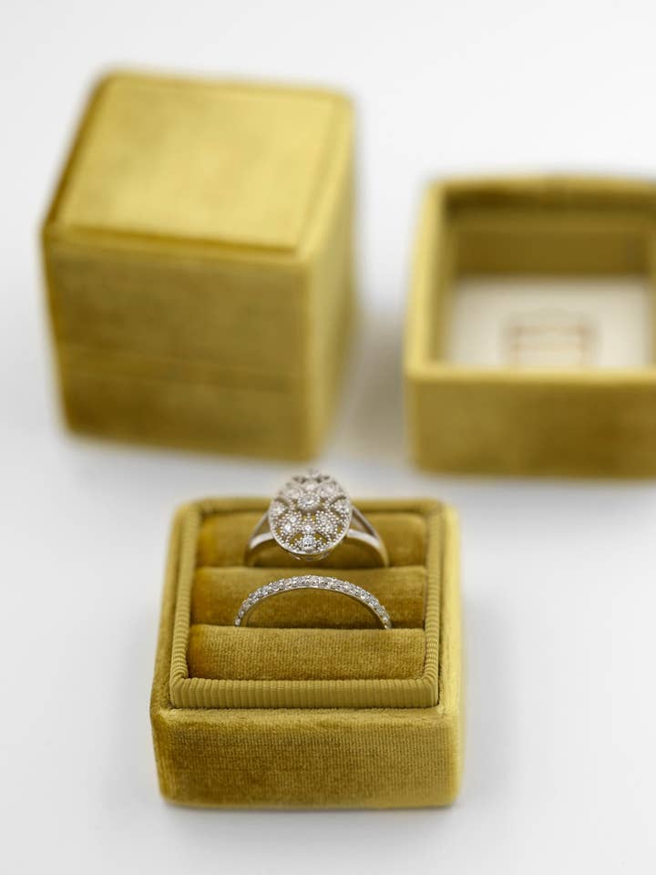 The Etta Classic Double for wholesale by The Mrs. Box