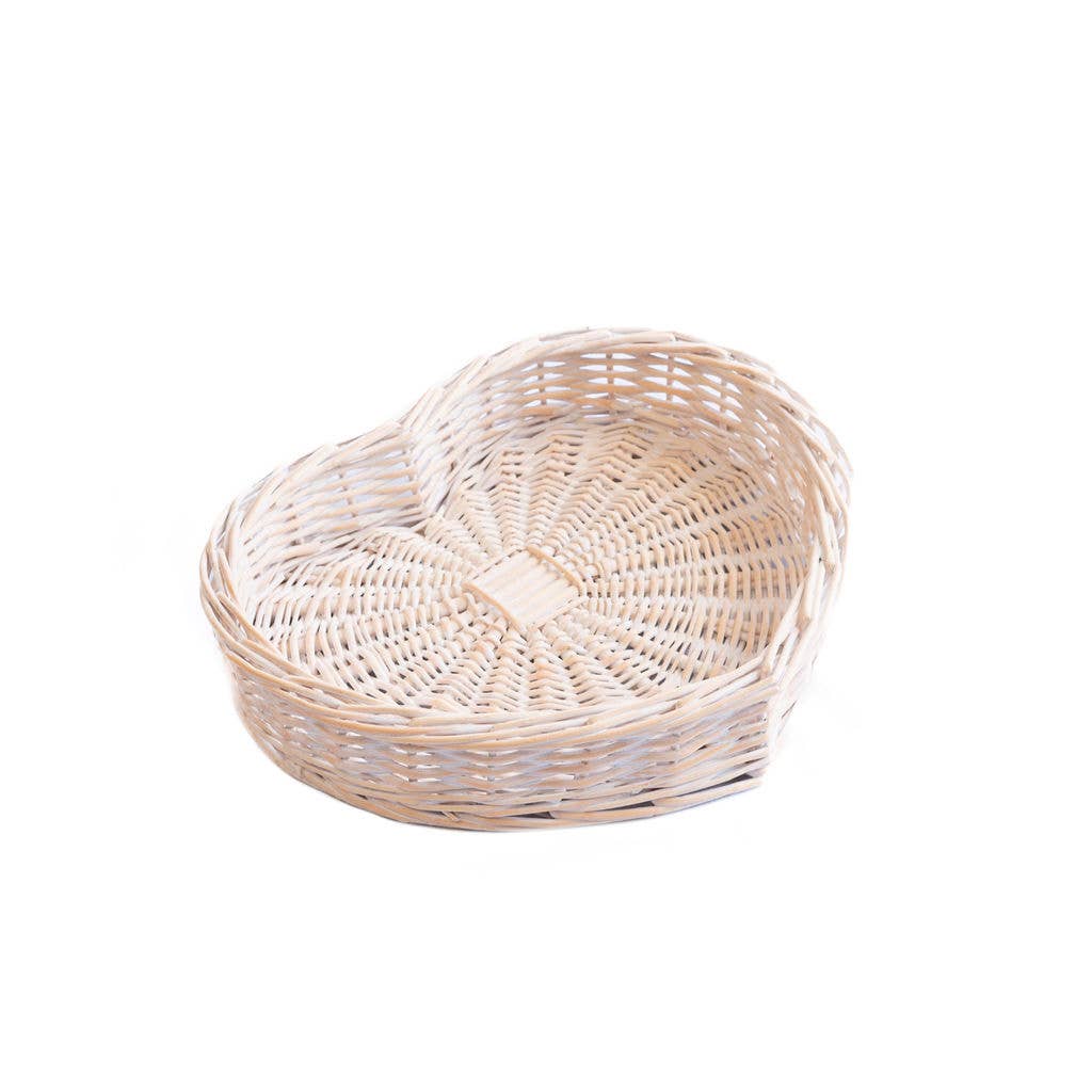 Arthur Cameron – wholesale Decorative tray – Whitewash Heart Shaped Decorative Tray4