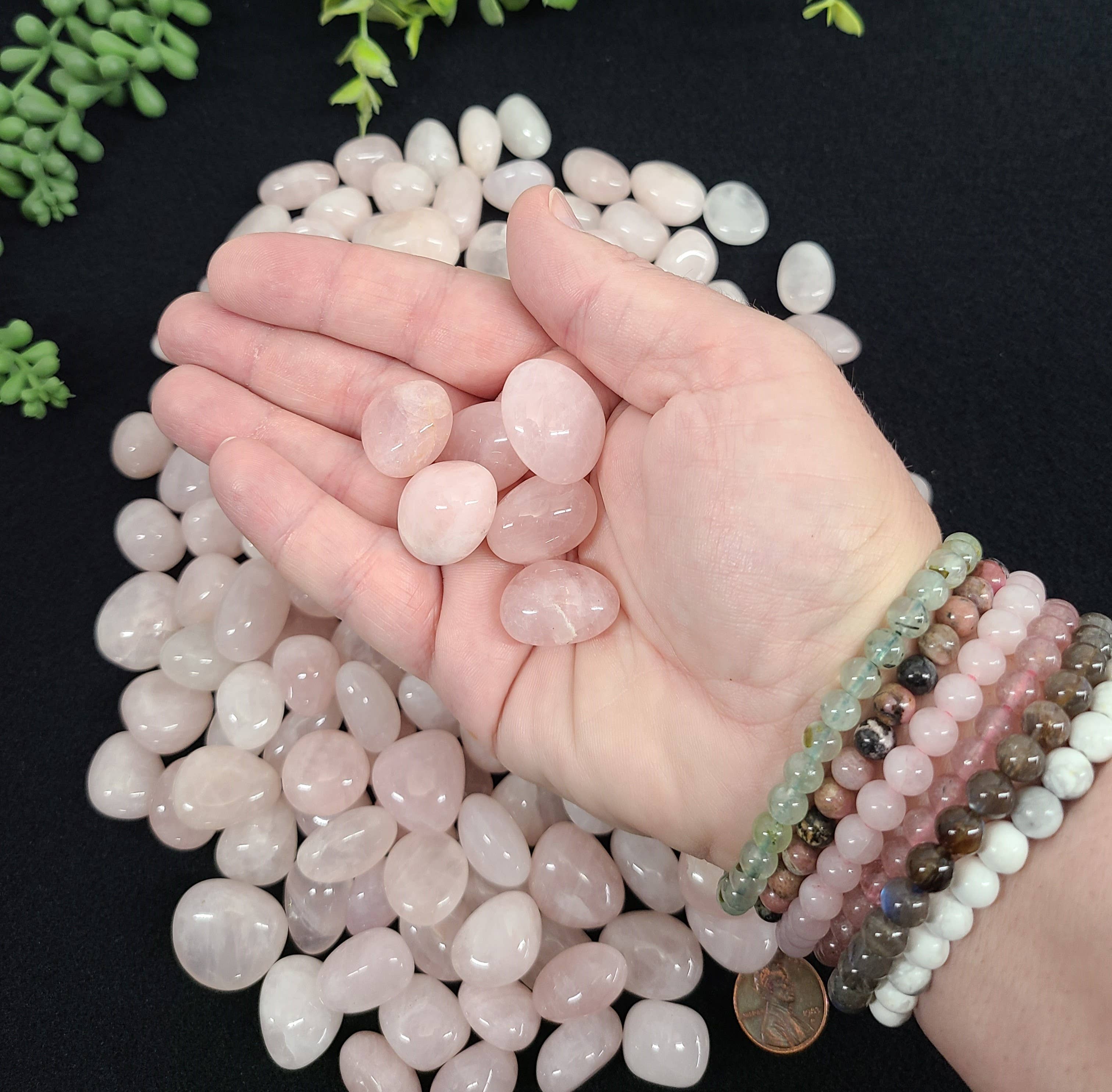 Meraki Gemstones - Wholesale Spiritual Stone/Crystal - Rose Quartz Tumbled (1kg/2.2 lbs.) Stone 20-25mm3