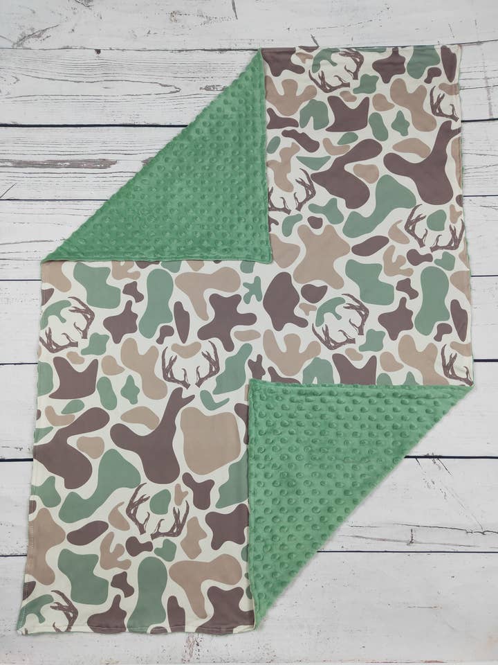 Camouflage Deer Hunting Printed Baby Kids Blanket for wholesale by sassy kids palace