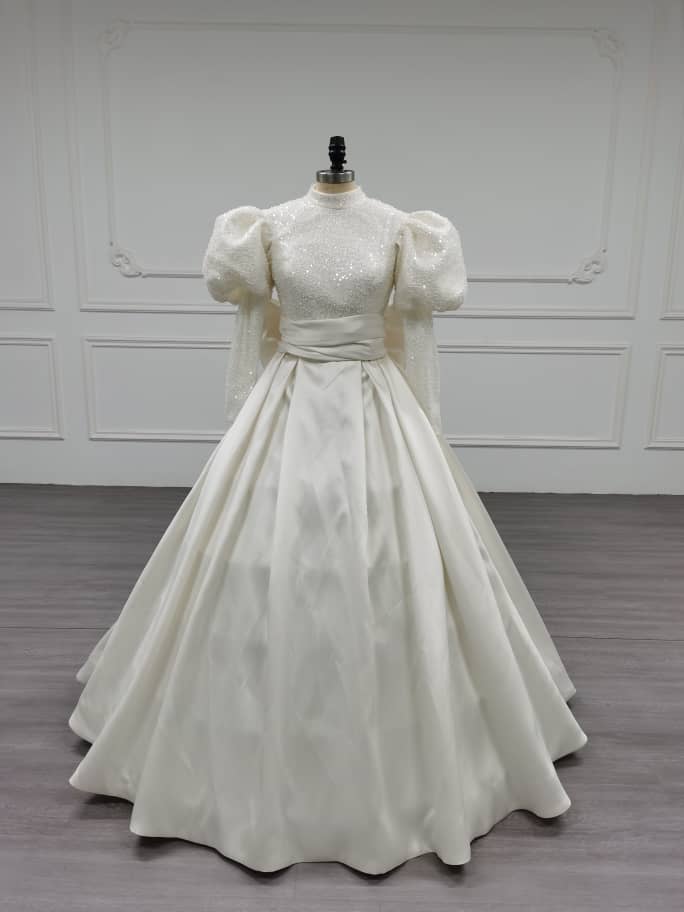 Unique Modest Bridal - Venta al por mayor Vestido de fiesta - Mujer - Opulique - Vestido de Novia Modesto de Satén de Manga Larga4