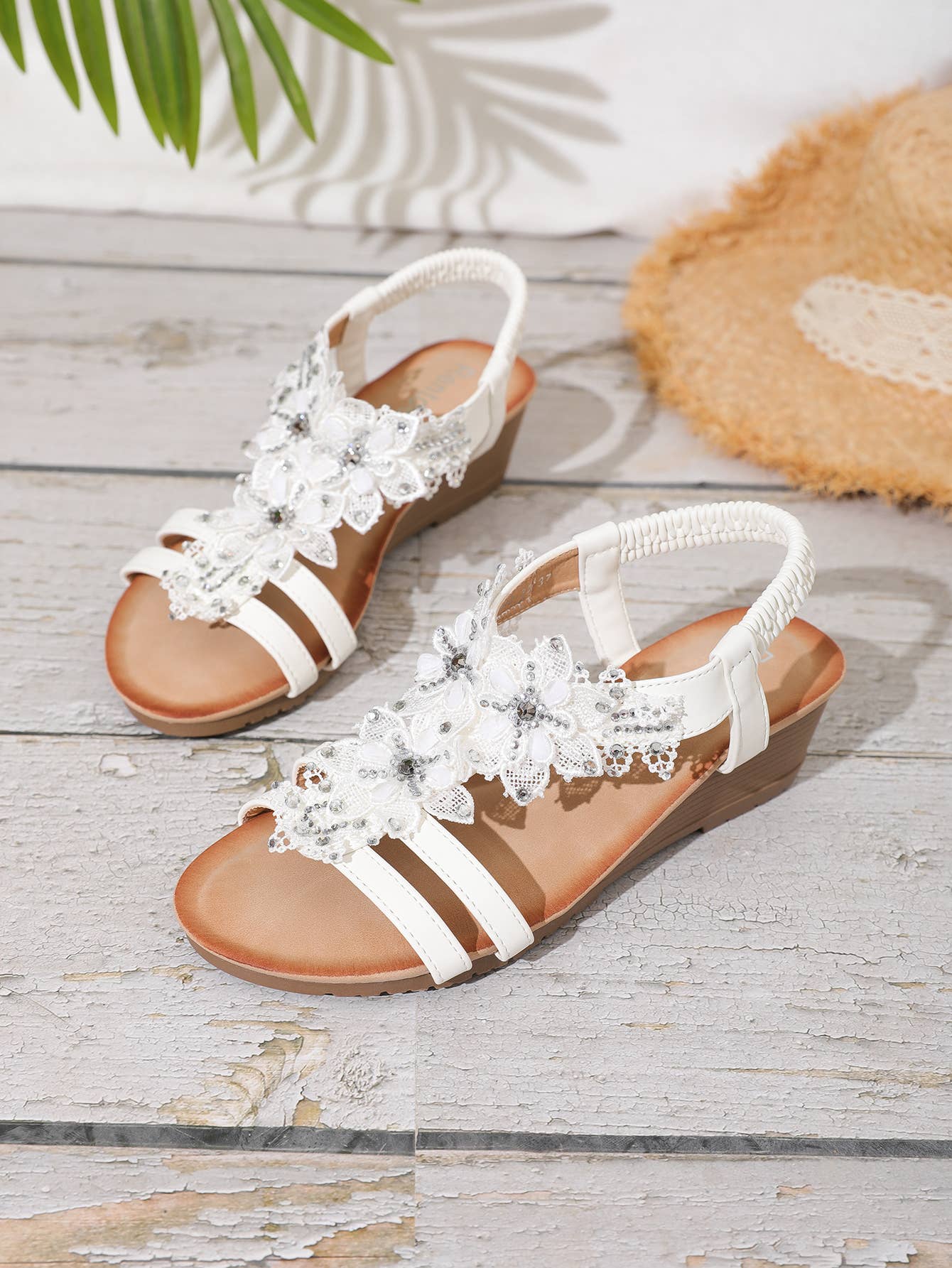 Rentoes – wholesale Sandals – Women's – Ladies‘ Wedged Sandal with Handmade Lace Flowers JS698-3214