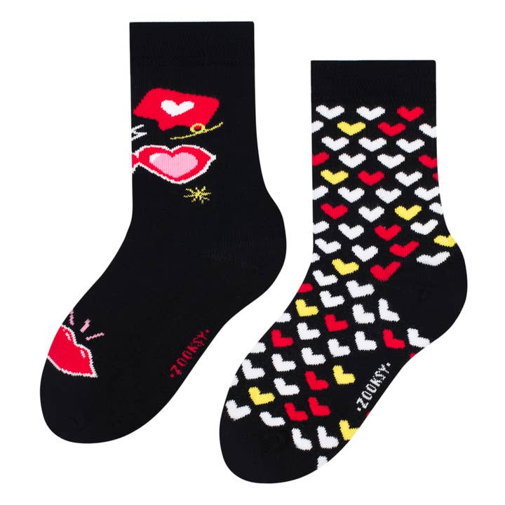 Meias de Criança com Corações – 1 PAR – EU 30–35 por atacado de ZOOKSY SOCKS