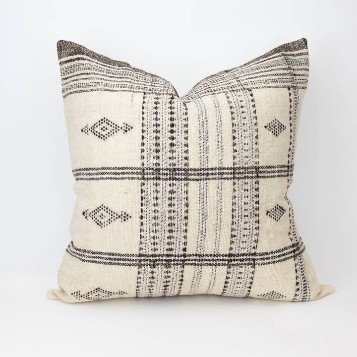 Heddle & Lamm - Wholesale Throw Pillow Cover - Aditi - 20" Ivory Indian Wool Pillow Cover3