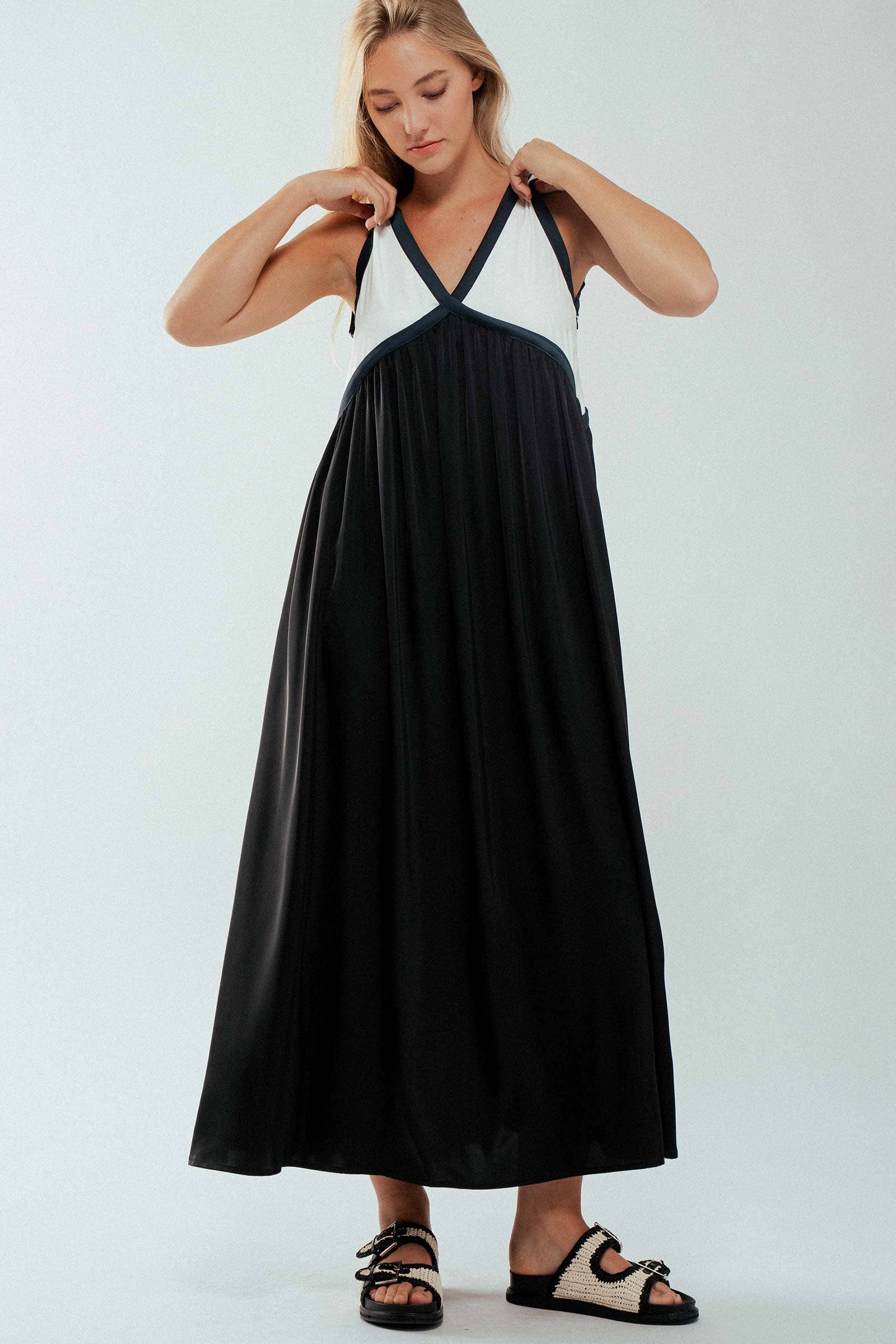 Urban Daizy - Wholesale Dress - Women's - Contrast Piping Empire Waist Dress12