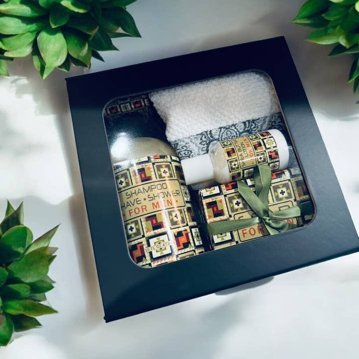 Essentialgifting - Wholesale Bath & Body Set - Men's - Grooming Gift Box for Modern Men