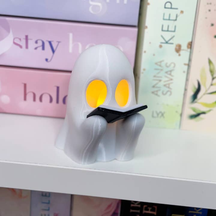 Der Krämer Factory - Wholesale Decorative Figurine - LED Ghost with Book | Reading Ghost | Suitable for LED Tealight1