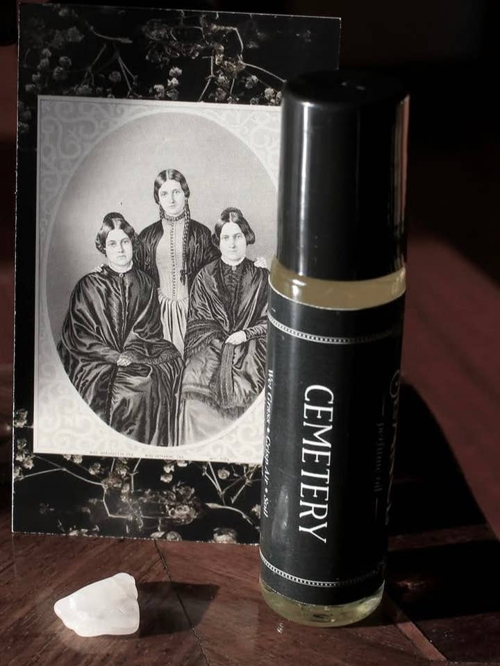 Cemetery (dragon’s blood incense, earth) for wholesale by Seance