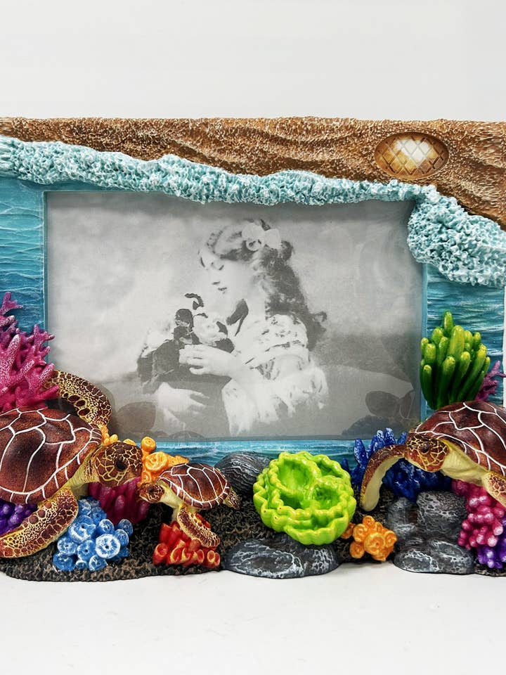 Frame 5X7 Sea Turtle for wholesale by ZIZO USA INC