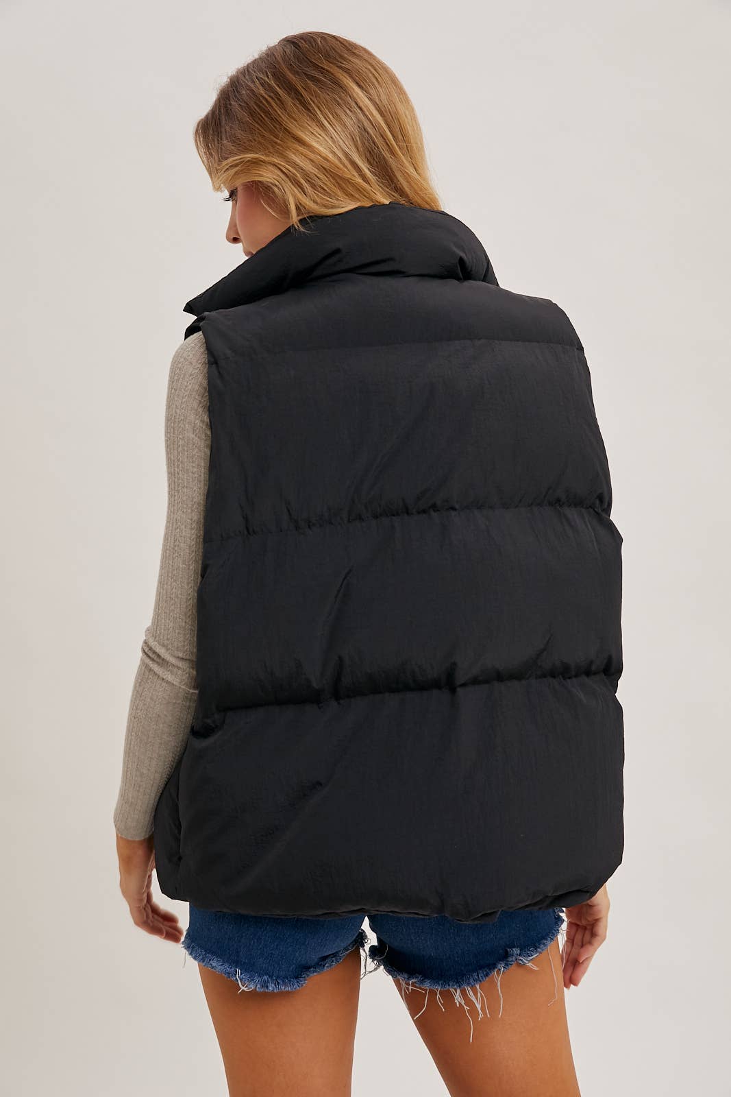 Bluivy - Wholesale Outerwear Vest - Women's - DENIM LAYERED PUFFER VEST5