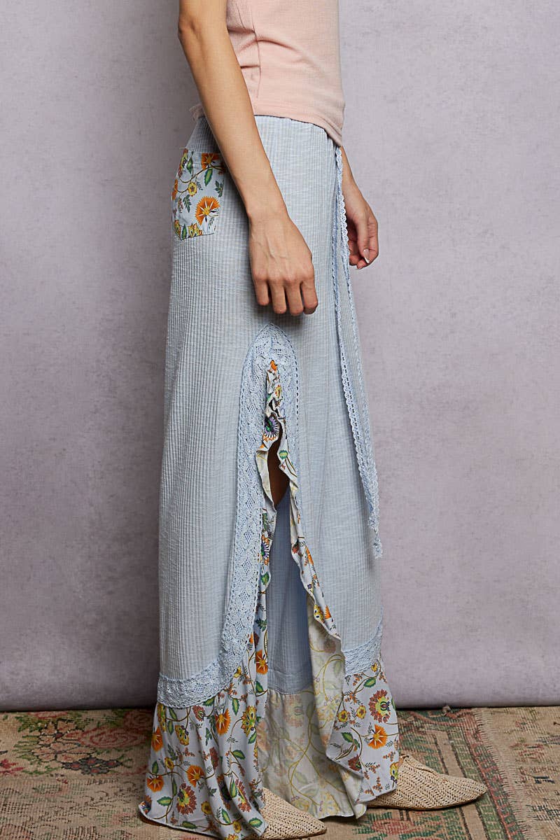 Pol Clothing - Wholesale Pants - Women's - Floral Pattern Ruffle Detail Ribbed Knit Pants1