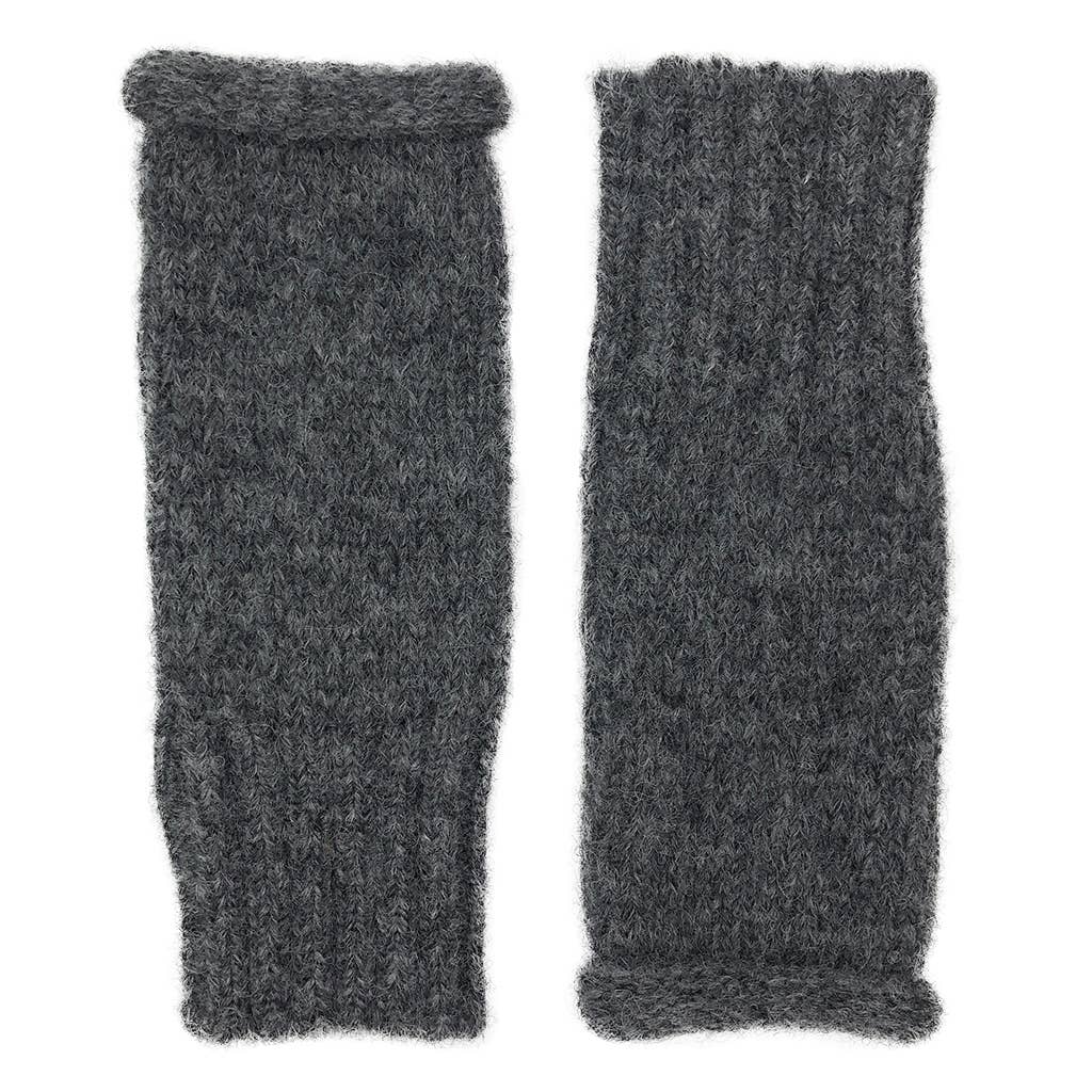 SLATE + SALT - Wholesale Gloves - Women's - Charcoal Essential Fingerless Alpaca Gloves1