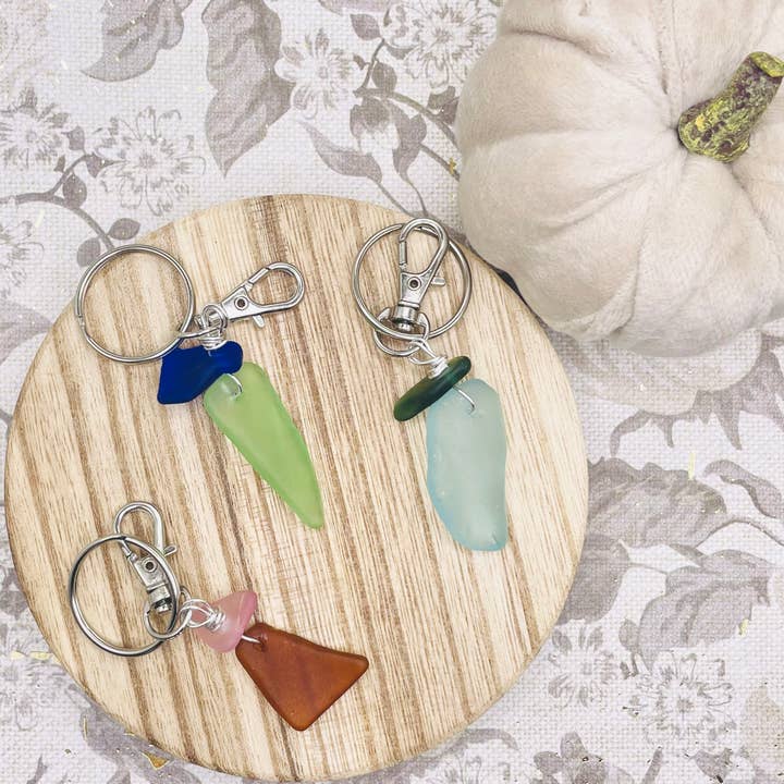 Cyn Elizabeth Studios - Wholesale Keychain - Women's - The Beachcomber- a Sea Glass Keychain1