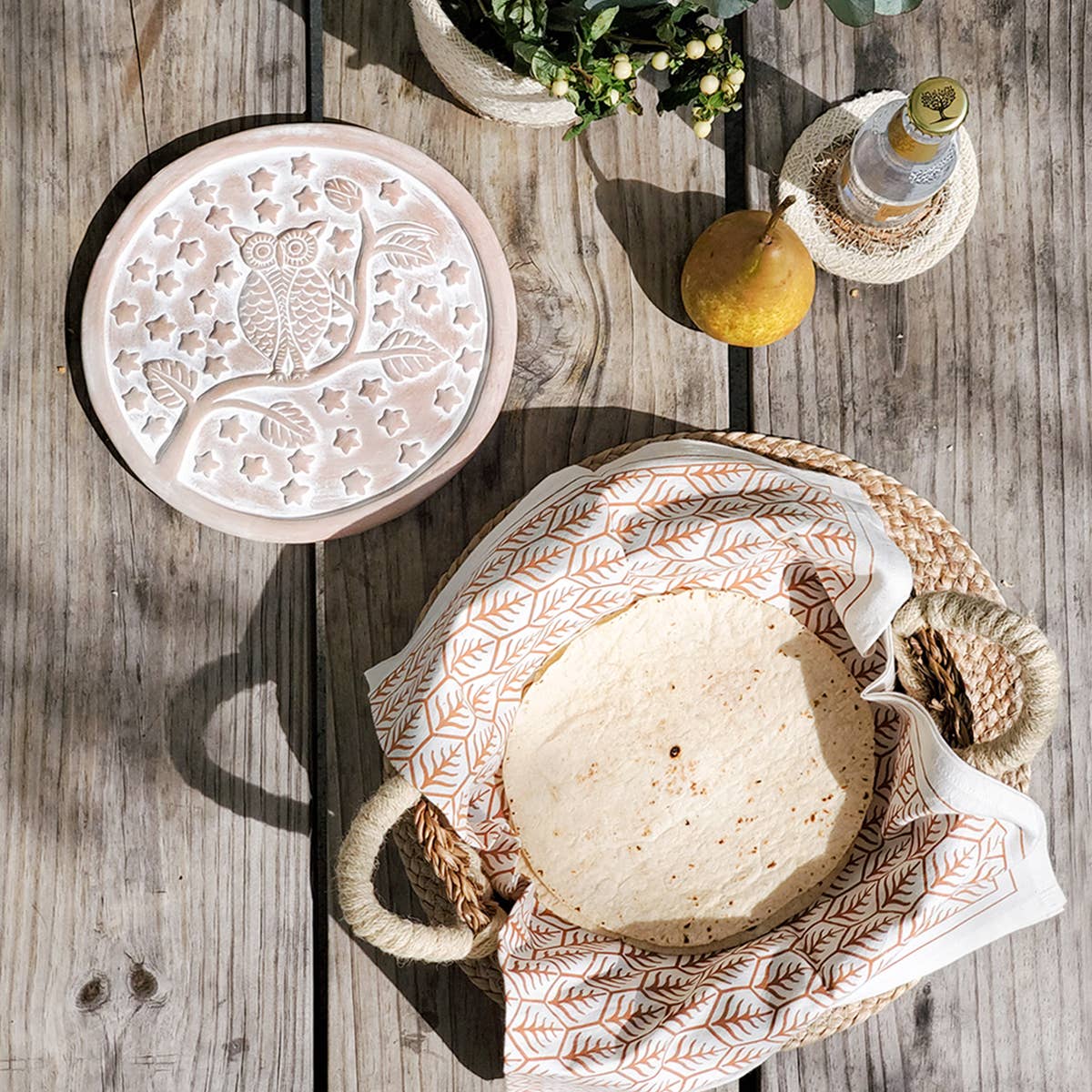 KORISSA - Wholesale Baking Dish - Handmade Bread Warmer & Wicker Basket - Owl Round3