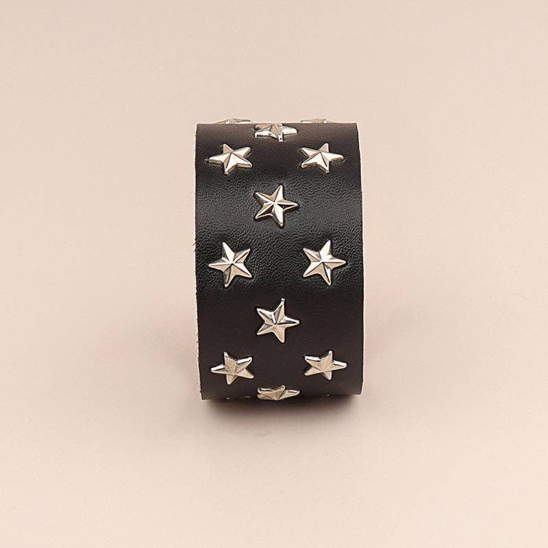Noir Bracelet en cuir PU gothique punk pour femmes avec pentagramme et rivets en vente sur Faire2