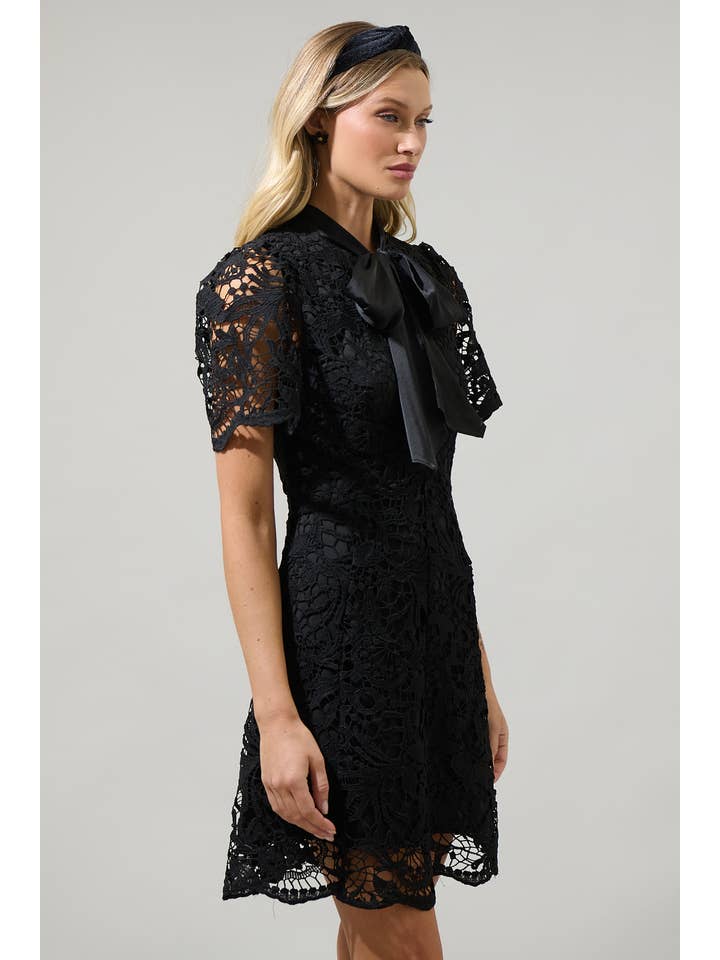 Sugarlips – Engroshandel Kjole - Dame – Abilene Bow broderet minikjole2