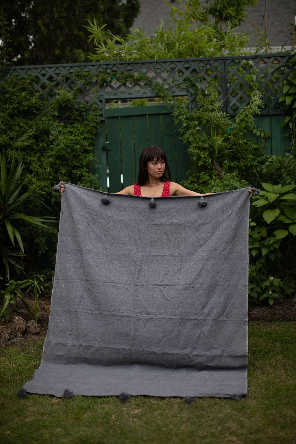 Voyage - Wholesale Throw Blanket - Blanket/Throw Pom Pom - Handmade Morocco - Grey8