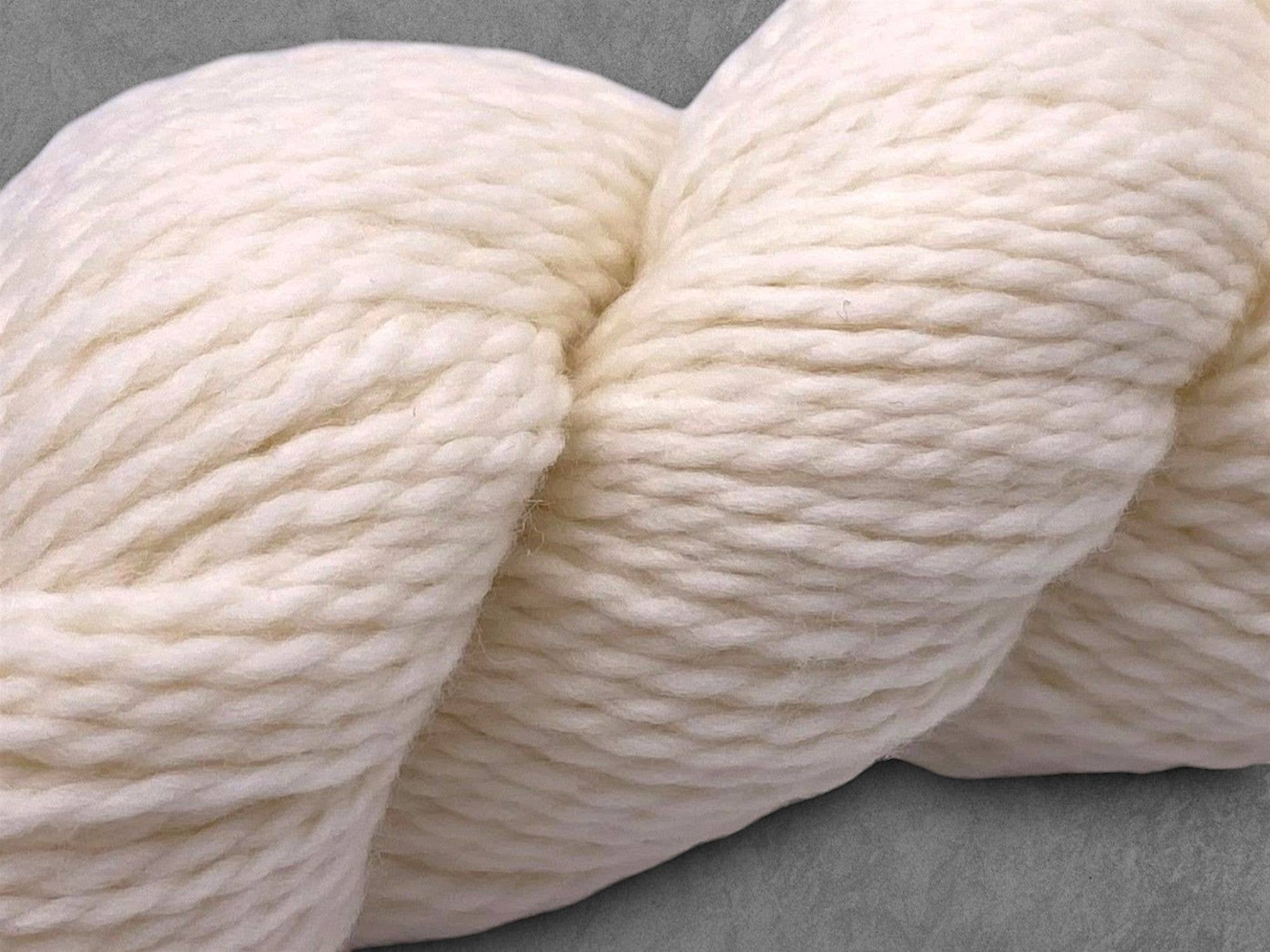 Rooster Yarns – wholesale Yarn – Undyed Yarn: Superwash Merino Aran Knitting Yarn2