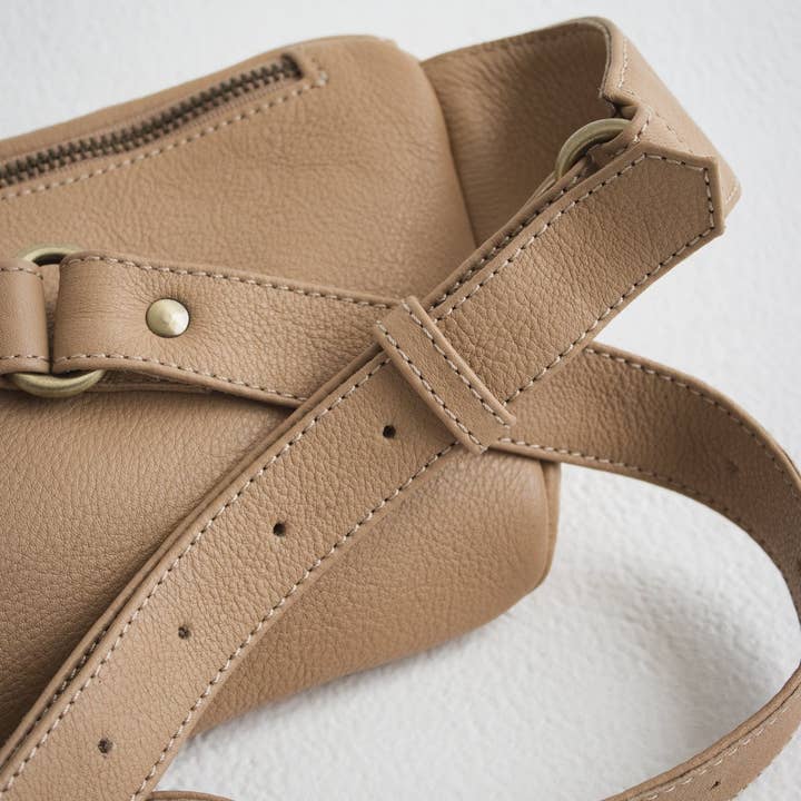 MANDRN - Wholesale Belt Bag - Women's - Remy - Sand