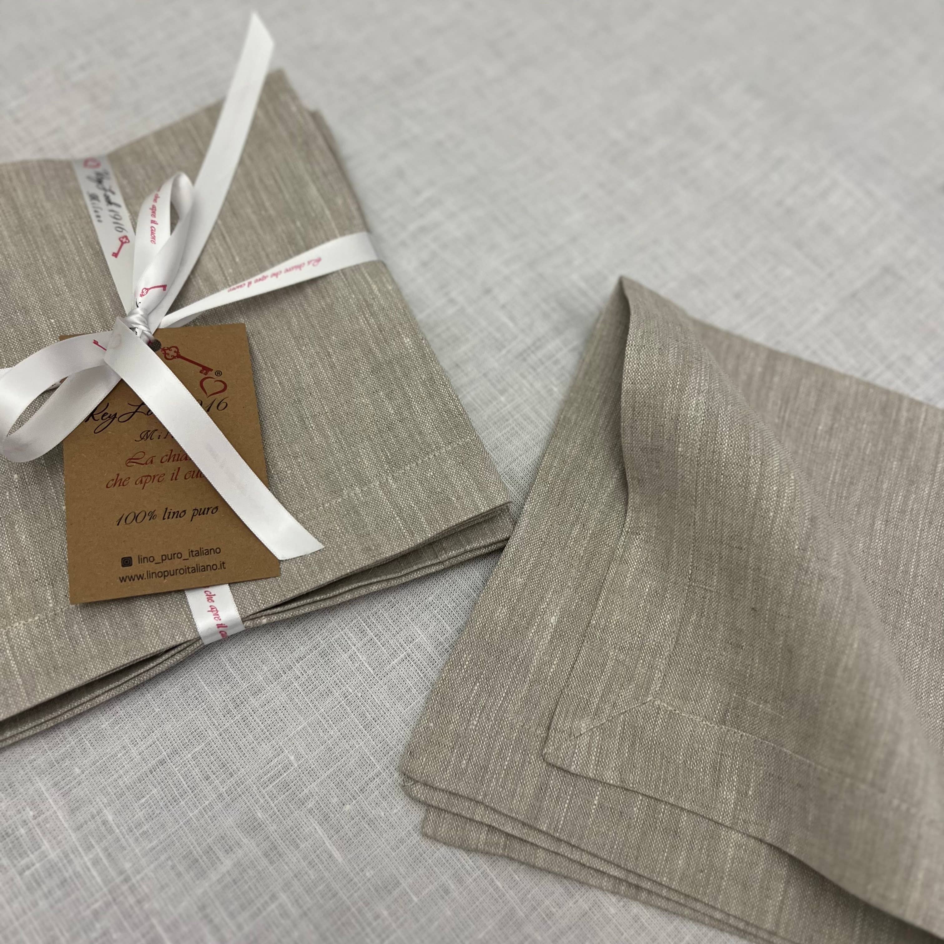 KEY LOOK1916 MILANO - Wholesale Dinerservet - Linnen servetten met bies3