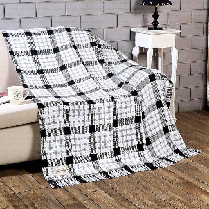 Woven Cotton Buffalo Plaid Throw Blanket 50x60'' All Season for wholesale by Cozy Trends