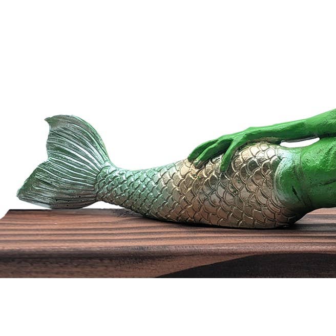 John Bernard & Company – Engroshandel Pyntefigur – Alien Invasion Sexy 10“ Liggende Merman Alien Statue Mermale8