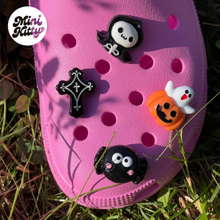 Mini Kitty Designs - Wholesale Shoe Jewelry - Women's - Halloween Croc Charms7