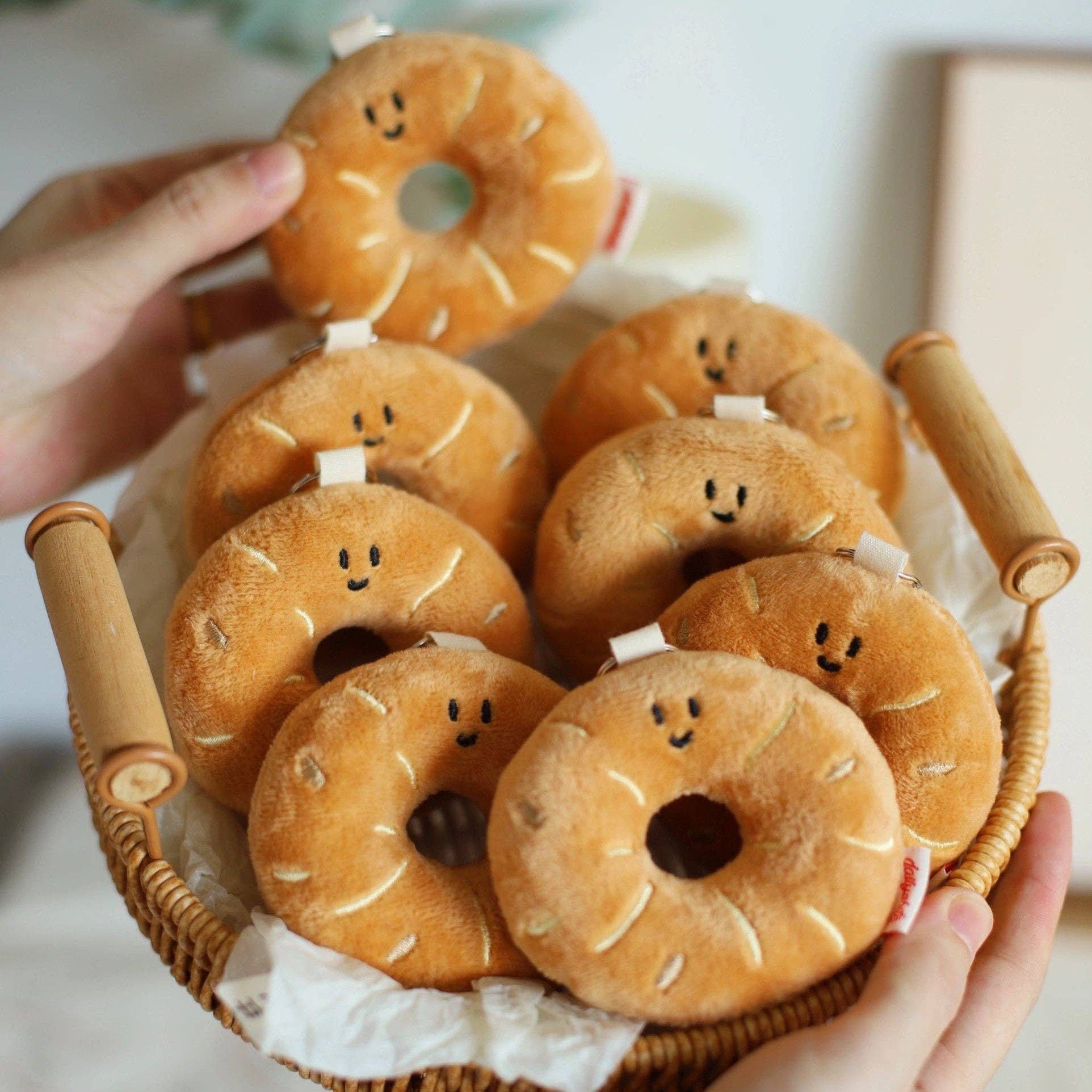 Hello Claws Limited - Wholesale Stuffed/Plush Toy - Kids & Baby - Daily White |  Bakery Bag Charm13