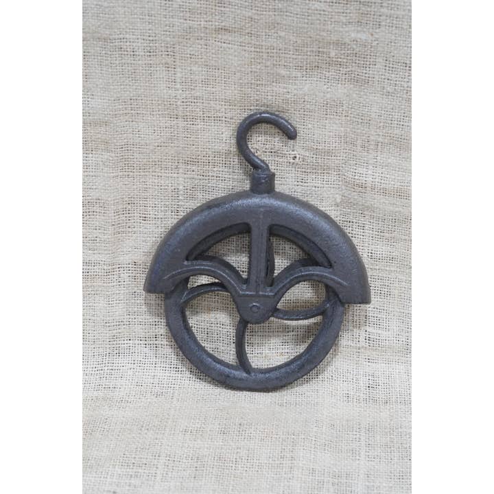 Midwest Craft House - Wholesale Decorative Tabletop Object - SMALL RUSTIC CAST IRON PULLEY