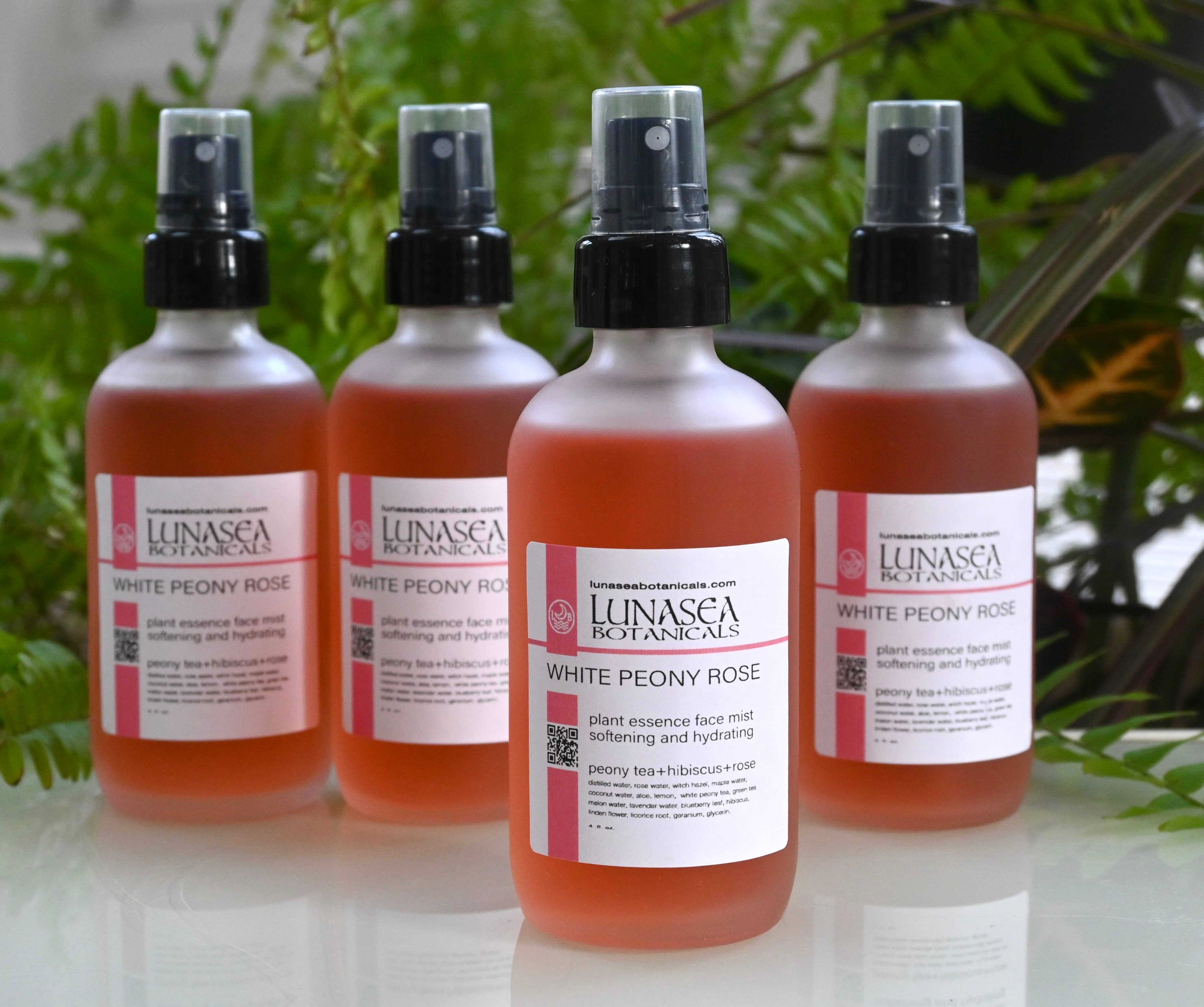 lunasea botanicals – wholesale Ansikts- och kroppsspray – Växtessens Ansiktsmist Vit Pion Ros1