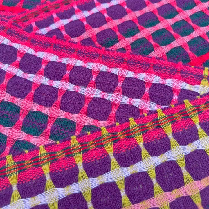 Margo Selby – wholesale Scarf – Unisex – Cameron | Pink and red woven wool scarf2