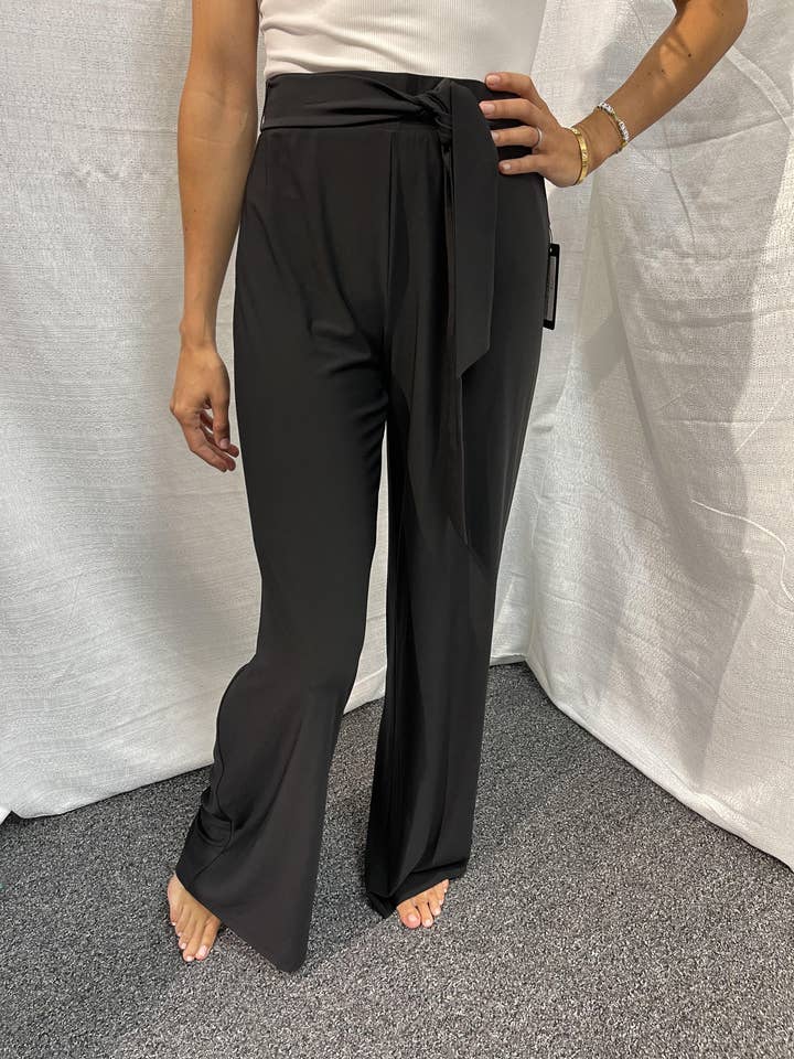 Pantalon à jambes larges en tricot pour la vente par JJ Star Apparel