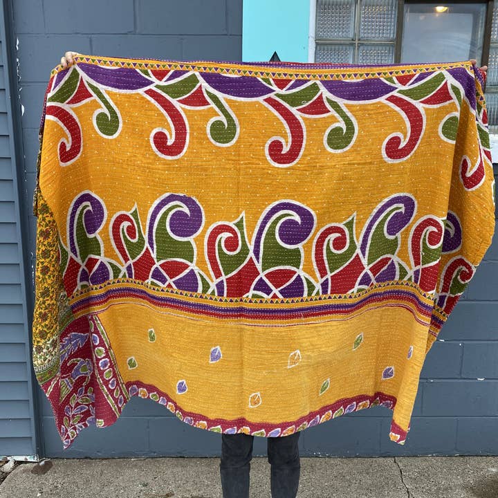 Seeds – wholesale Throw blanket – Kantha Throw Blanket Quilt | Recycled Cotton Sari Unique