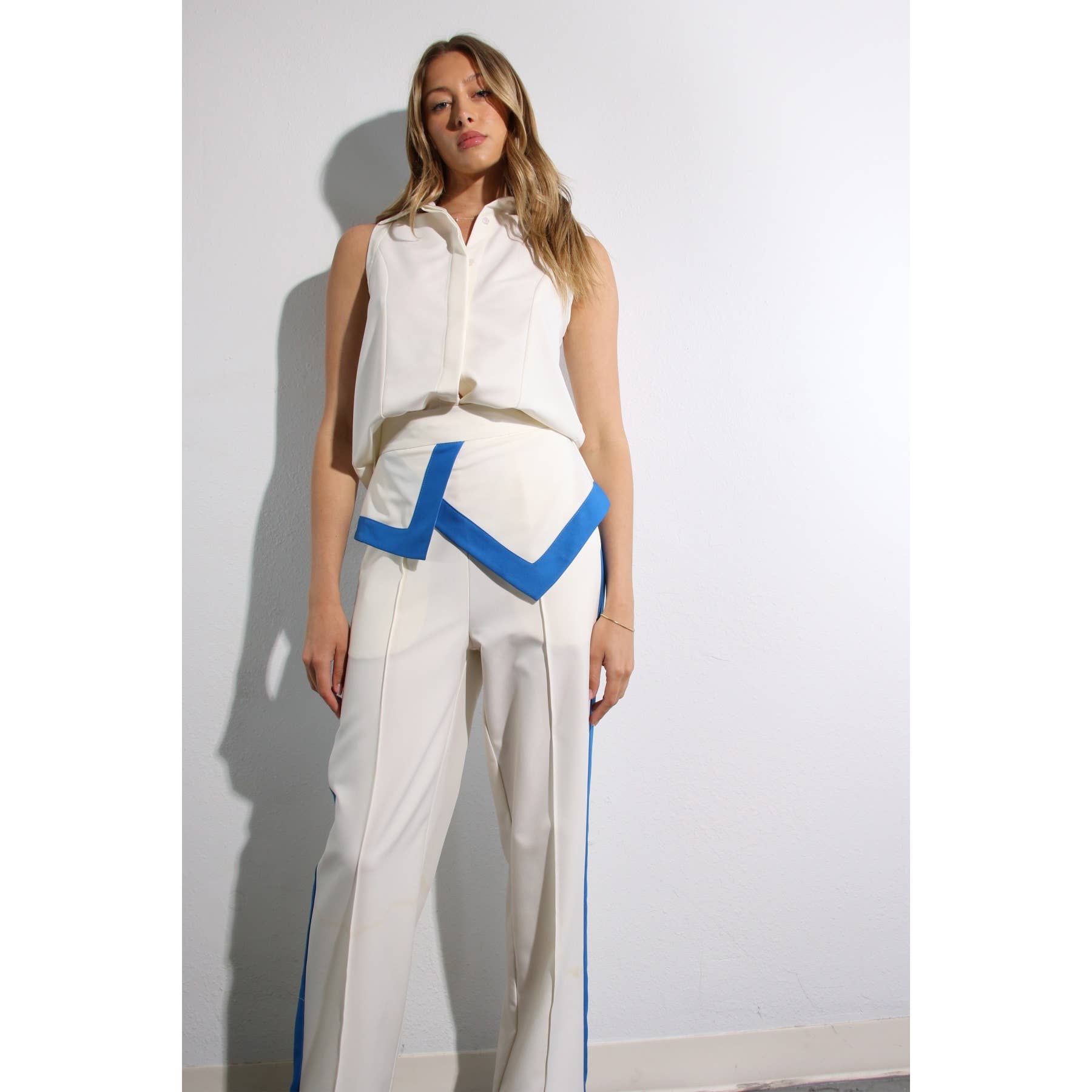 CREMA SET CAMICIE E PANTALONI in vendita all'ingrosso su Faire7