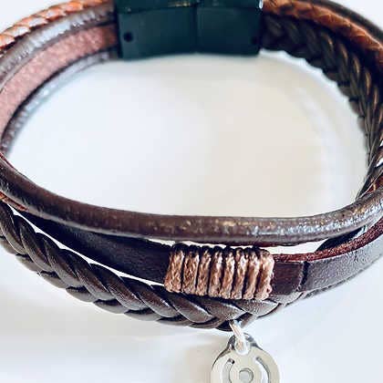 Bruine grote BeYou energieke armband voor hem voor wholesale door Beyoubeunited