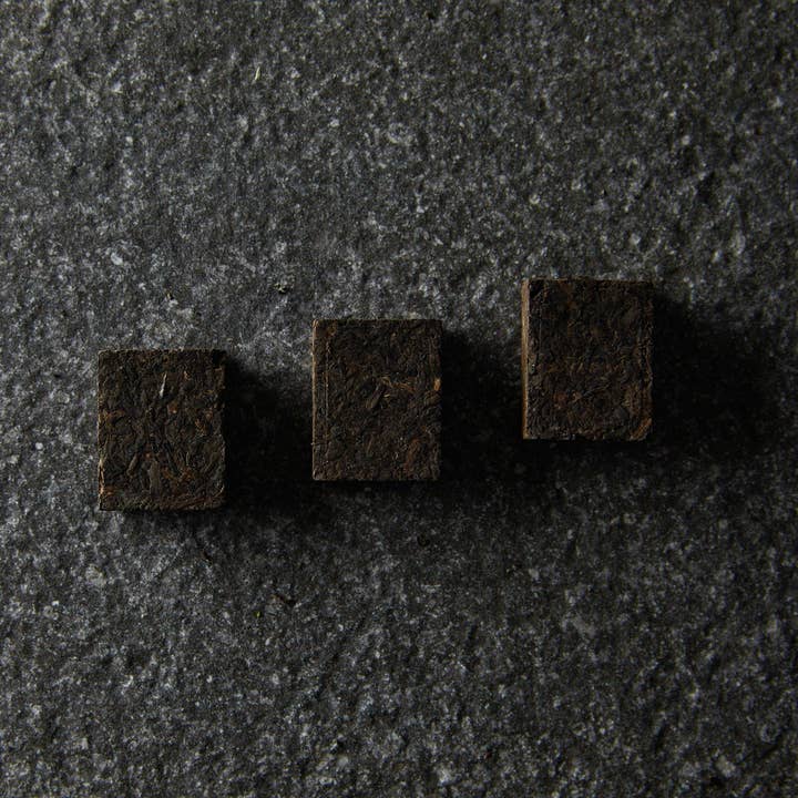 Somage - Wholesale Loose tea - Shou Bricks1
