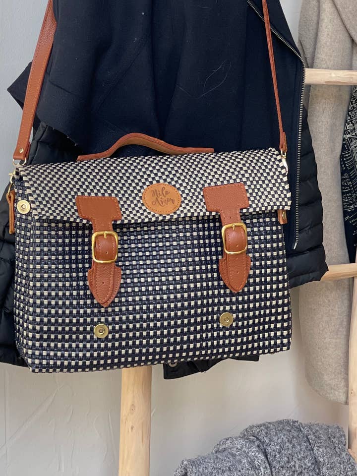 Oaxacan Messenger Handwoven Recycled Plastic 6-Pack for wholesale by Hilo de Amor LLC