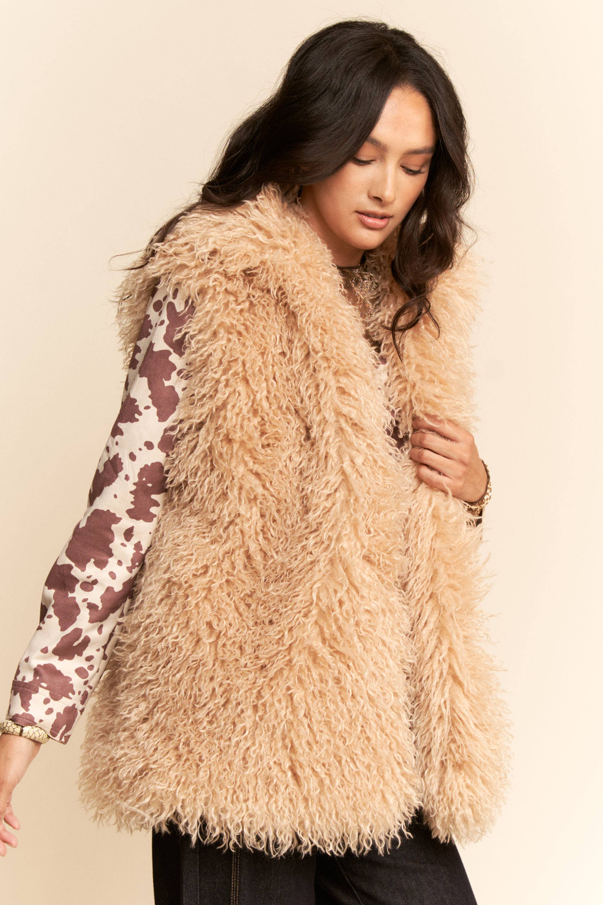 Davi & Dani – Camisola sem mangas – Mulher por atacado – COLETE SHAGGY DE PELE SINTÉTICA2