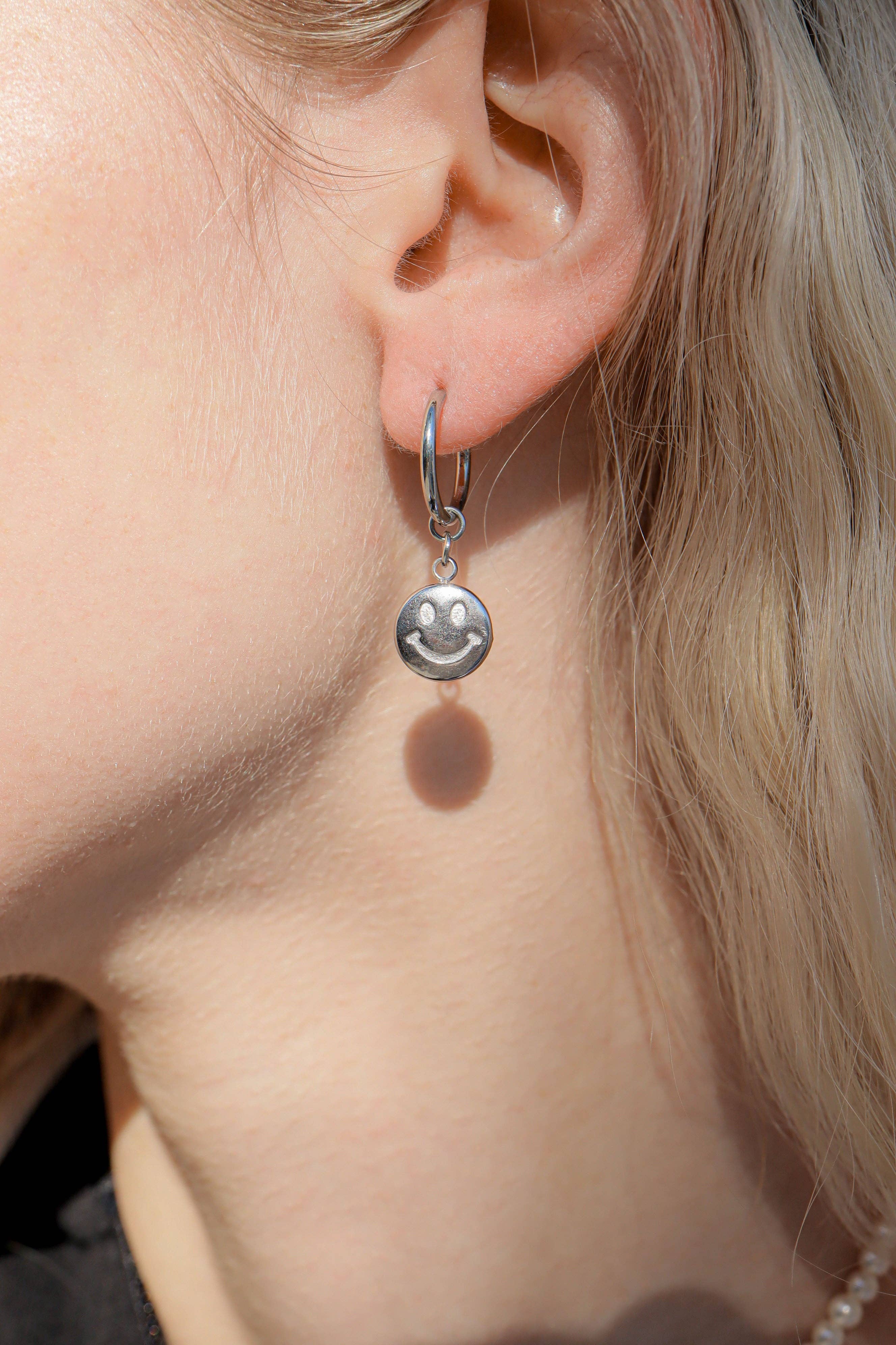 WJW - Wholesale Huggie Earrings - 18K Gold Stainless Steel Smiley Face Huggie Charm Earrings3