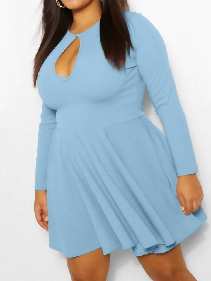 J5FASHION - Wholesale Dress - Women's - PLUS SIZE KEYHOLE LONG SLEEVE SKATER DRESS