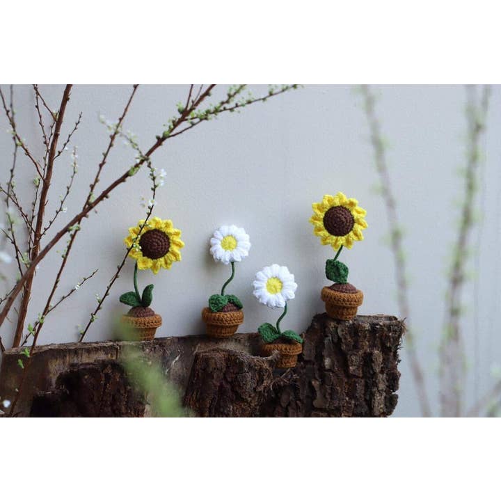 TOMOPOD LLC - Wholesale Artificial flowers - Mini Crochet Flower Pot, Crochet Sunflower Rose Daisy Plant4